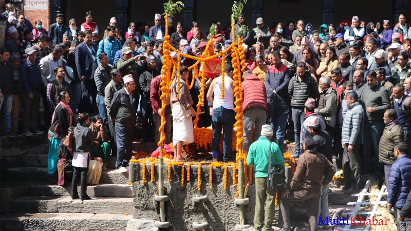 हेलिकोप्टर दुर्घटनामा ज्यान गुमाएका ५ जनाको पशुपति आर्यघाटमा दाहसंस्कार शुरु हेलिकोप्टर दुर्घटनामा ज्यान गुमाएका ५ जनाको पशुपति आर्यघाटमा दाहसंस्कार शुरु