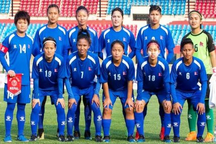 राष्ट्रिय महिला टोली नेपाल फर्किँदै