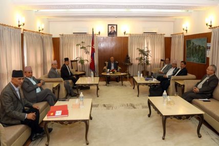 बालुवाटारमा फेरि जुटे नेकपाका शीर्ष नेताहरु