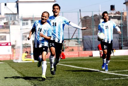 मनाङ क्लब शीर्ष स्थानमा मनाङ क्लब शीर्ष स्थानमा