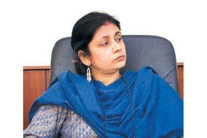 संसदमा सरिता गिरी भारतीय दलालको रुपमा प्रस्तुत, देशकै लज्जा !