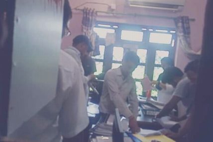लम्कीचुहा नगरपालिकामा अख्तियारको छापा, कर्मचारीहरुको भागाभाग लम्कीचुहा नगरपालिकामा अख्तियारको छापा, कर्मचारीहरुको भागाभाग