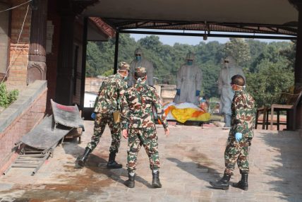 पुर्व मन्त्री तथा प्रथम योल्मो खेन्पो डा. लामाको दिदिको निधन पछि बुधबार पशुपतिमा अन्त्येष्टि !