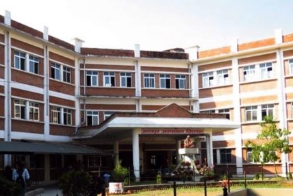 भरतपुर अस्पताल रेडियोलोजी विभागमा  भद्रगोल  ः जिम्मेवार छैनन् चिकित्सक