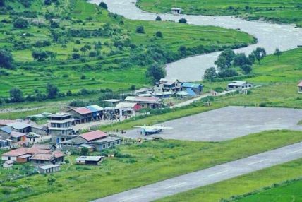 जुम्लामा टिकट नपाउँदा विमानस्थलबाटै फर्काइयो बिरामी