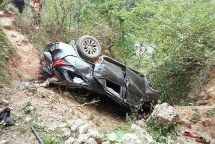 सुदूरपश्चिमका कानुनमन्त्री सिंह सवार गाडी दुर्घटना