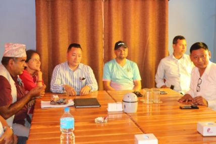 हेटौडाका जनप्रतिनिधिले बाग्मतीका मुख्यमन्त्री र मन्त्रीहरुलाई बहिस्कार गर्ने हेटौडाका जनप्रतिनिधिले बाग्मतीका मुख्यमन्त्री र मन्त्रीहरुलाई बहिस्कार गर्ने