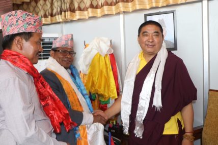 उपाध्यक्ष डा.लामा र लुम्बिनी प्रदेश सभामुुख घर्ती बीच भेटवार्ता!