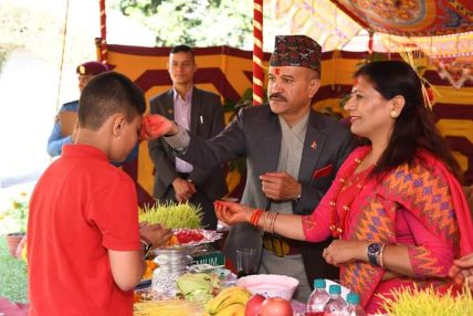 विजया दशमी २०८० को अवसरमा आईजीपी बसन्त कुँवरद्वारा टिका ग्रहण कार्यक्रम सम्पन्न विजया दशमी २०८० को अवसरमा आईजीपी बसन्त कुँवरद्वारा टिका ग्रहण कार्यक्रम सम्पन्न