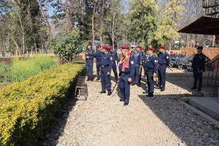 कर्णाली प्रदेश प्रहरी प्रमुखद्वारा कर्णाली प्रदेश प्रहरी गण सुर्खेतको निरीक्षण