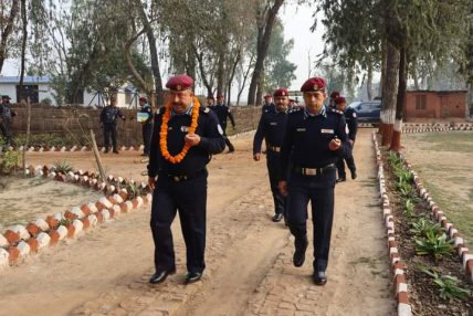 कर्णाली प्रदेश प्रहरी प्रमुखद्वारा नेपाल प्रहरी बिशेष सुरक्षा गण कोहलपुरको निरीक्षण कर्णाली प्रदेश प्रहरी प्रमुखद्वारा नेपाल प्रहरी बिशेष सुरक्षा गण कोहलपुरको निरीक्षण