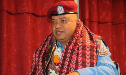एआईजी कार्कीलाई उपत्यका प्रहरीको कमाण्ड एआईजी कार्कीलाई उपत्यका प्रहरीको कमाण्ड