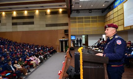 लैङ्गिक हिंसा न्यूनीकरण सम्बोधनको लागि सबैको सामूहिक प्रयास आवश्यक छ : आईजीपी दान बहादुर कार्की लैङ्गिक हिंसा न्यूनीकरण सम्बोधनको लागि सबैको सामूहिक प्रयास आवश्यक छ : आईजीपी दान बहादुर कार्की