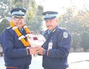 एसएसपी वसन्त रजौरेद्वारा त्रिभुवन विमानस्थल सुरक्षा प्रमुखमा ग्रहण