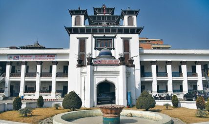 प्रतिनिधिसभा चुनाव: ३६ भन्दा बढी जनप्रतिनिधिले पद छाडे