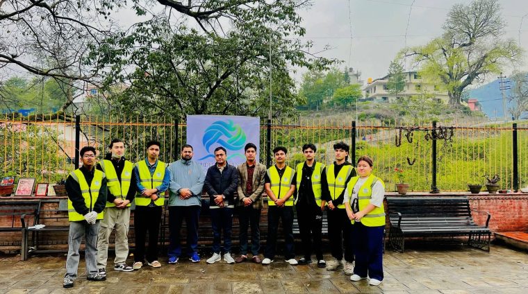 Bhudhanilkantha Social youth Club को पहल : स्वच्छ वातावरणका लागि उदाहरणीय सरसफाइ कार्यक्रम”