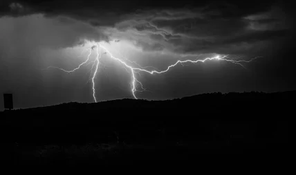 सुदूरपश्चिमदेखि कोशीसम्म हावाहुरीको जोखिम