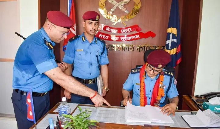 एसपी मनोहर भट्टले सम्हाले कपिलवस्तु प्रहरी प्रमुखको जिम्मेवारी
