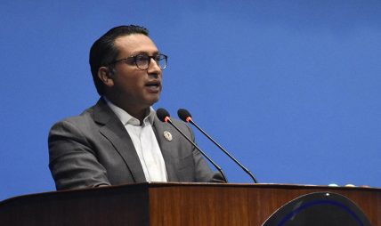 आर्थिक कूटनीति र लगानी प्रवर्द्धनमा सरकार केन्द्रित : अर्थमन्त्री वाग्ले