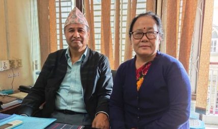 सपना देख्ने आँखा, साथ दिने हात — स्व. खेमराज पुन र ओमीकलाको अमर सेवायात्रा