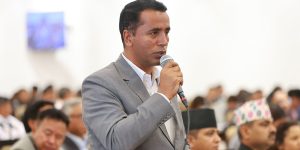 रातो किताबबिनै बजेट छलफल गराउन खोजिएको भन्दै नेकपाको आपत्ति