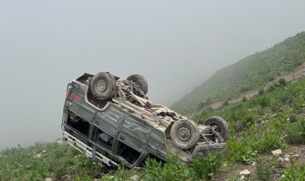 डोल्पामा बोलेरो जिप दुर्घटना स् एक जनाको मृत्यु, १३ घाइते