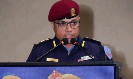 सुनसरी जिल्लाको नयाँ प्रहरी प्रमुखको जिम्मेवारी एसपी पुष्पराज मल्ललाई सुनसरी जिल्लाको नयाँ प्रहरी प्रमुखको जिम्मेवारी एसपी पुष्पराज मल्ललाई