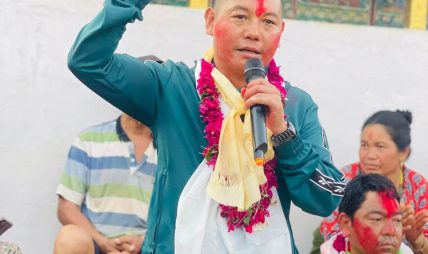 दूधराज तामाङको पक्राउप्रति आपत्ति, प्रहरीले भन्यो : सोधपुछका लागि नियन्त्रणमा लिइएको हाे दूधराज तामाङको पक्राउप्रति आपत्ति, प्रहरीले भन्यो : सोधपुछका लागि नियन्त्रणमा लिइएको हाे