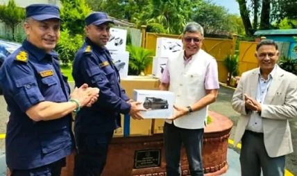 नेपाल चेम्बर अफ कमर्सले उद्धार, राहत तथा पुनःस्थापनामा सहयोग पुर्याउने उद्देश्यले प्रहरी प्रधान कार्यालयलाई १७ वटा सर्भिलेन्स ड्रोन हस्तान्तरण नेपाल चेम्बर अफ कमर्सले उद्धार, राहत तथा पुनःस्थापनामा सहयोग पुर्याउने उद्देश्यले प्रहरी प्रधान कार्यालयलाई १७ वटा सर्भिलेन्स ड्रोन हस्तान्तरण