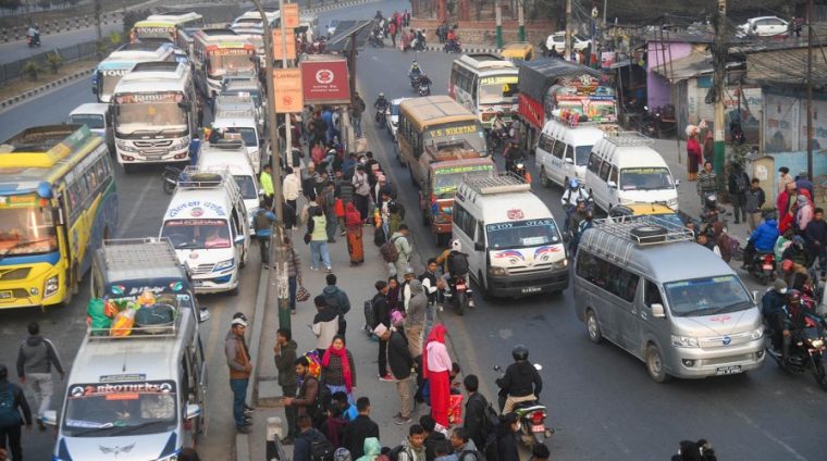 सार्वजनिक यातायातमा ज्येष्ठ नागरिकको सुविधा कार्यान्वयन गराउन मन्त्रालय सक्रिय