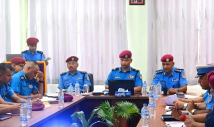 डिआइजी ओम अधिकारीद्वारा मधेश प्रदेश मातहतका प्रहरी कार्यालय प्रमुखसँग छलफल तथा अन्तरक्रिया डिआइजी ओम अधिकारीद्वारा मधेश प्रदेश मातहतका प्रहरी कार्यालय प्रमुखसँग छलफल तथा अन्तरक्रिया