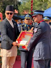 बाँकेका प्रहरी प्रमुख एसपी अङ्गुर जिसीलाई ‘पूर्ण शान्ति पुरस्कार’ प्रदान बाँकेका प्रहरी प्रमुख एसपी अङ्गुर जिसीलाई ‘पूर्ण शान्ति पुरस्कार’ प्रदान