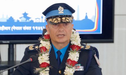 प्रहरी संगठनको स्वाभिमान र ८० हजार प्रहरीको मनोबल जोगाउने चुनौती