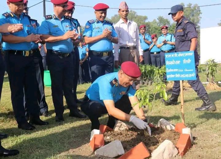 “७१औँ प्रहरी दिवस–२०८३” को अवसरमा कोशी प्रदेश प्रहरी कार्यालय, विराटनगर परिसरमा वृक्षारोपण कार्यक्रम